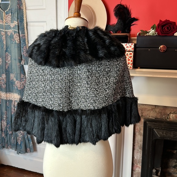 Cruella Deville capelet - Picture 4 of 7